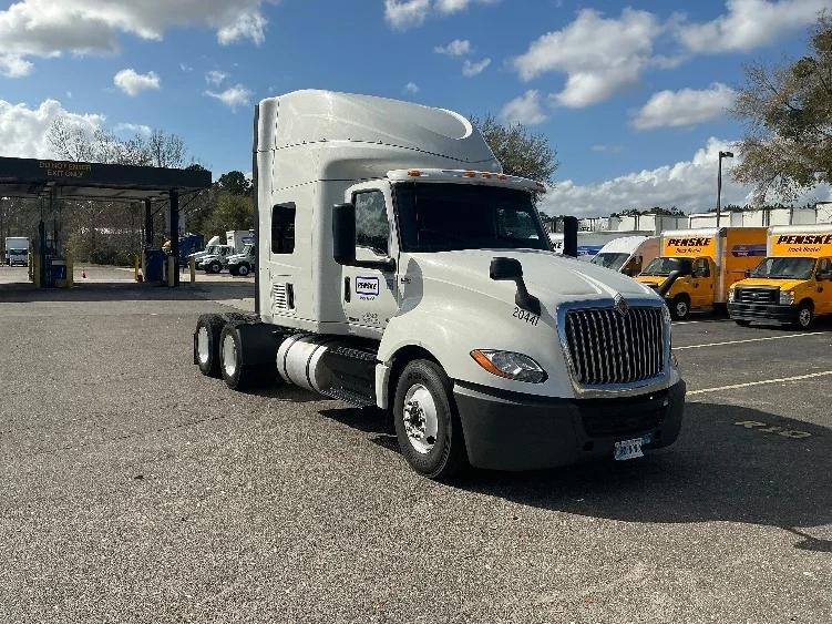 2019 International LT in Saint Louis, MO