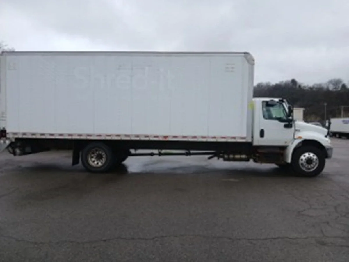 2019 International MV - image 3