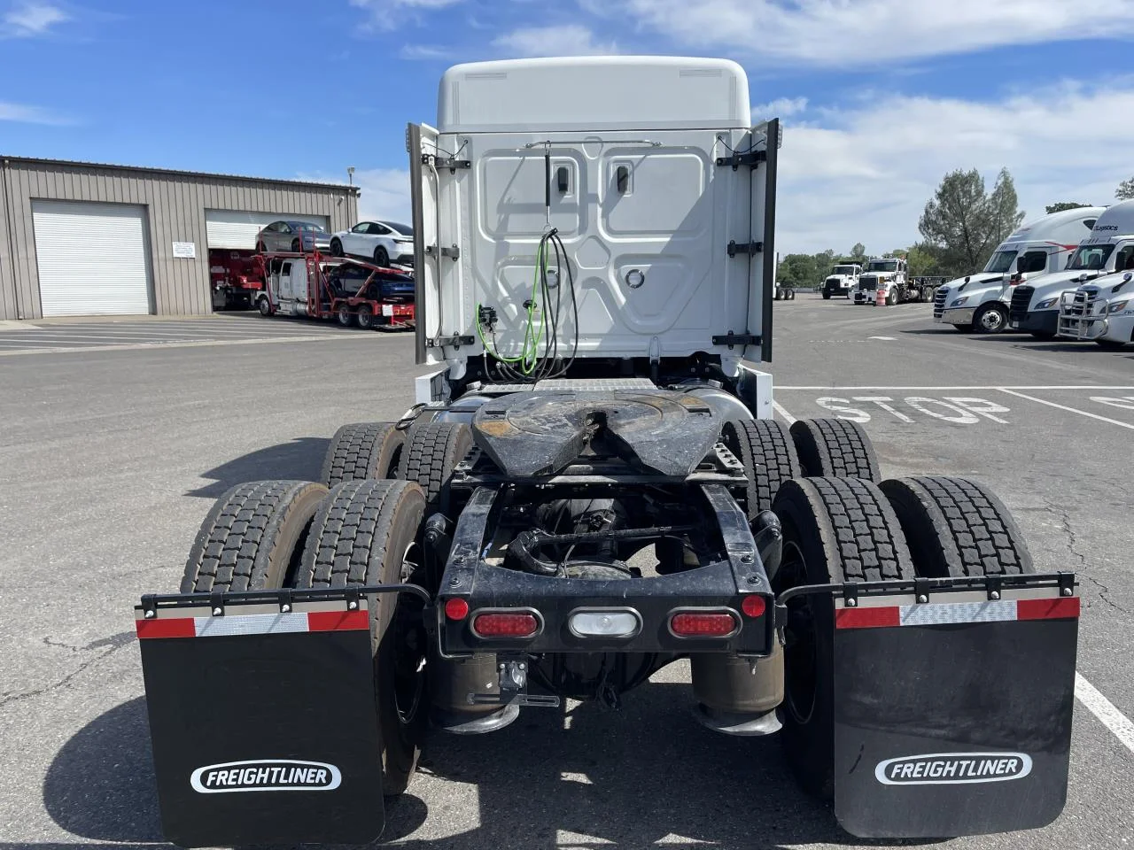 2026 Freightliner Cascadia in Pacific, WA — photo 5