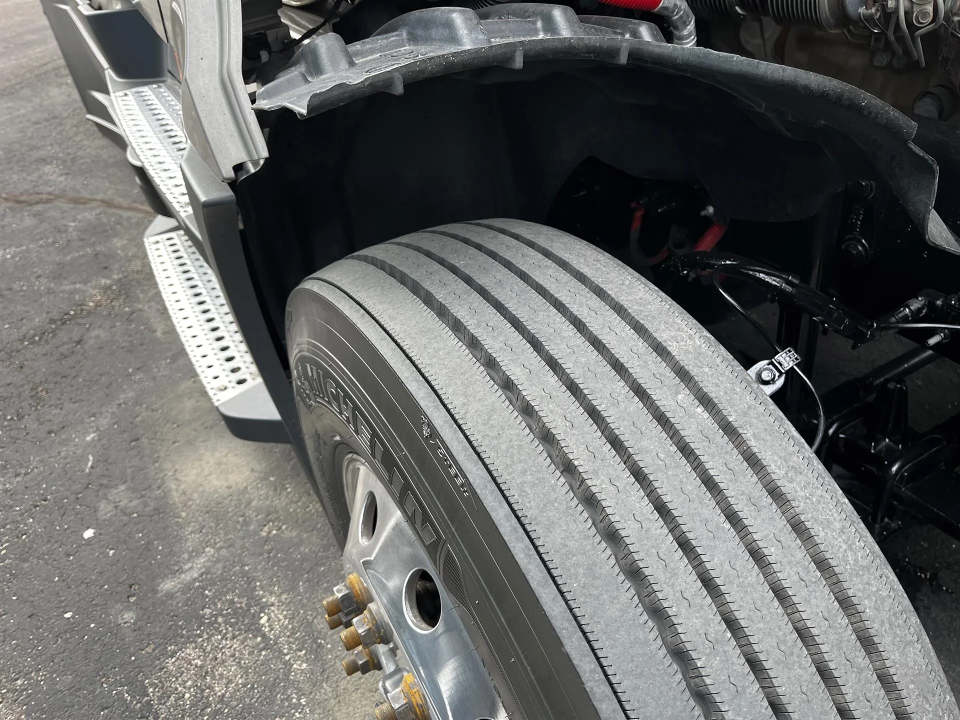 2024 Freightliner Cascadia — photo 10
