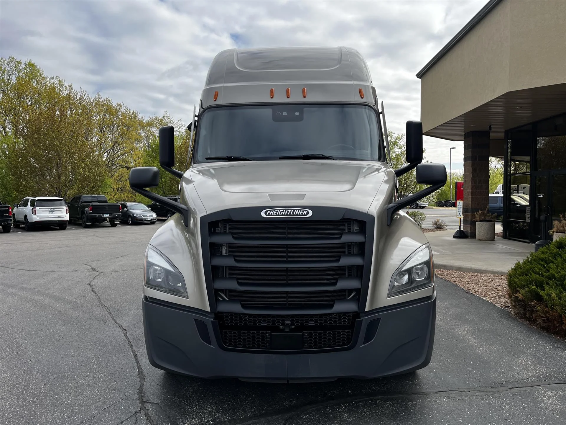 2024 Freightliner Cascadia — photo 5