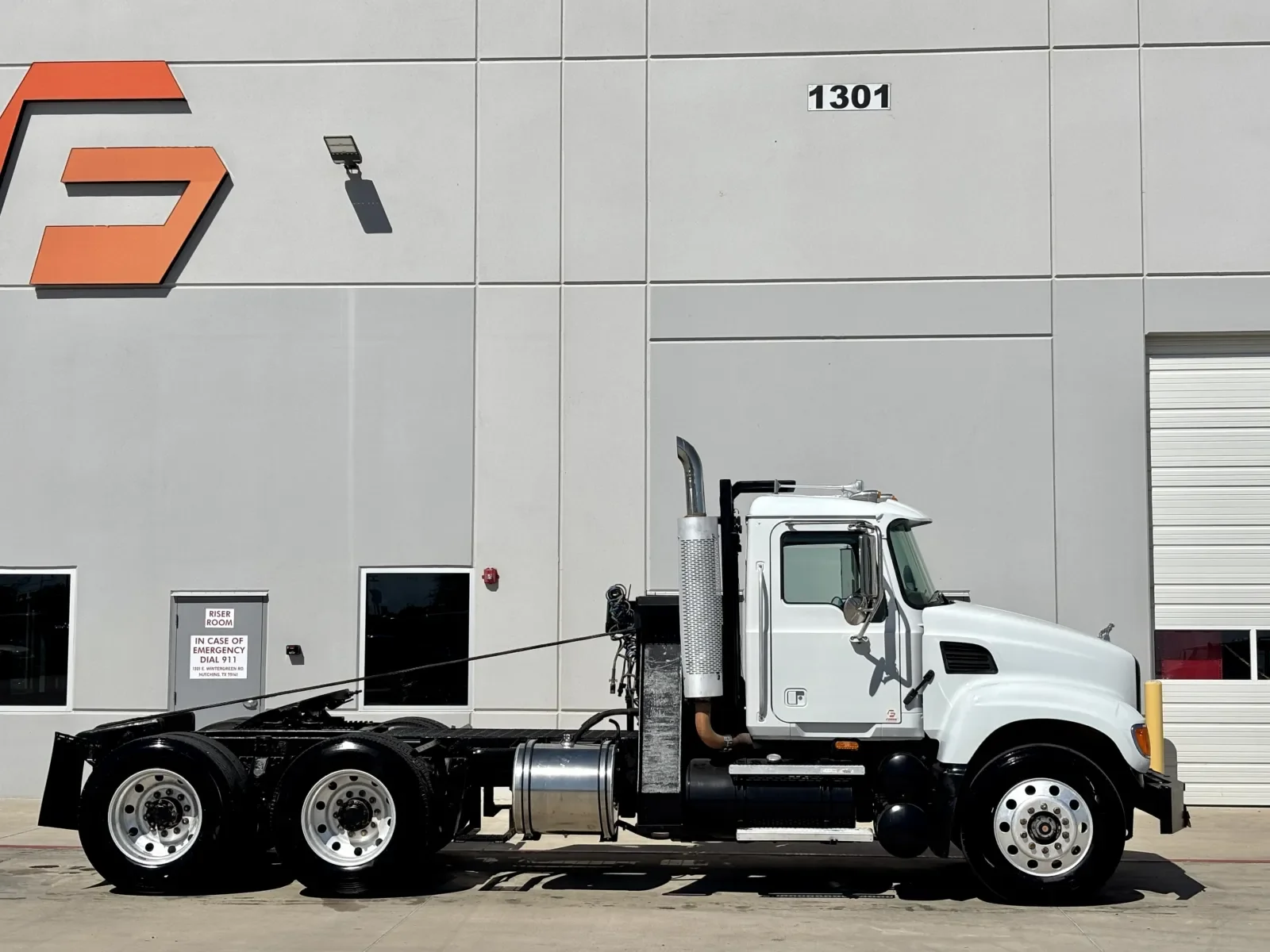 2007 Mack in Hutchins, TX — photo 3
