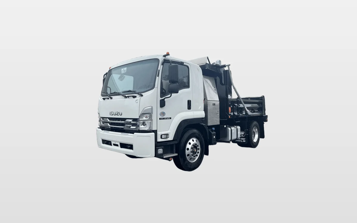 2025 Isuzu FVR - image 1