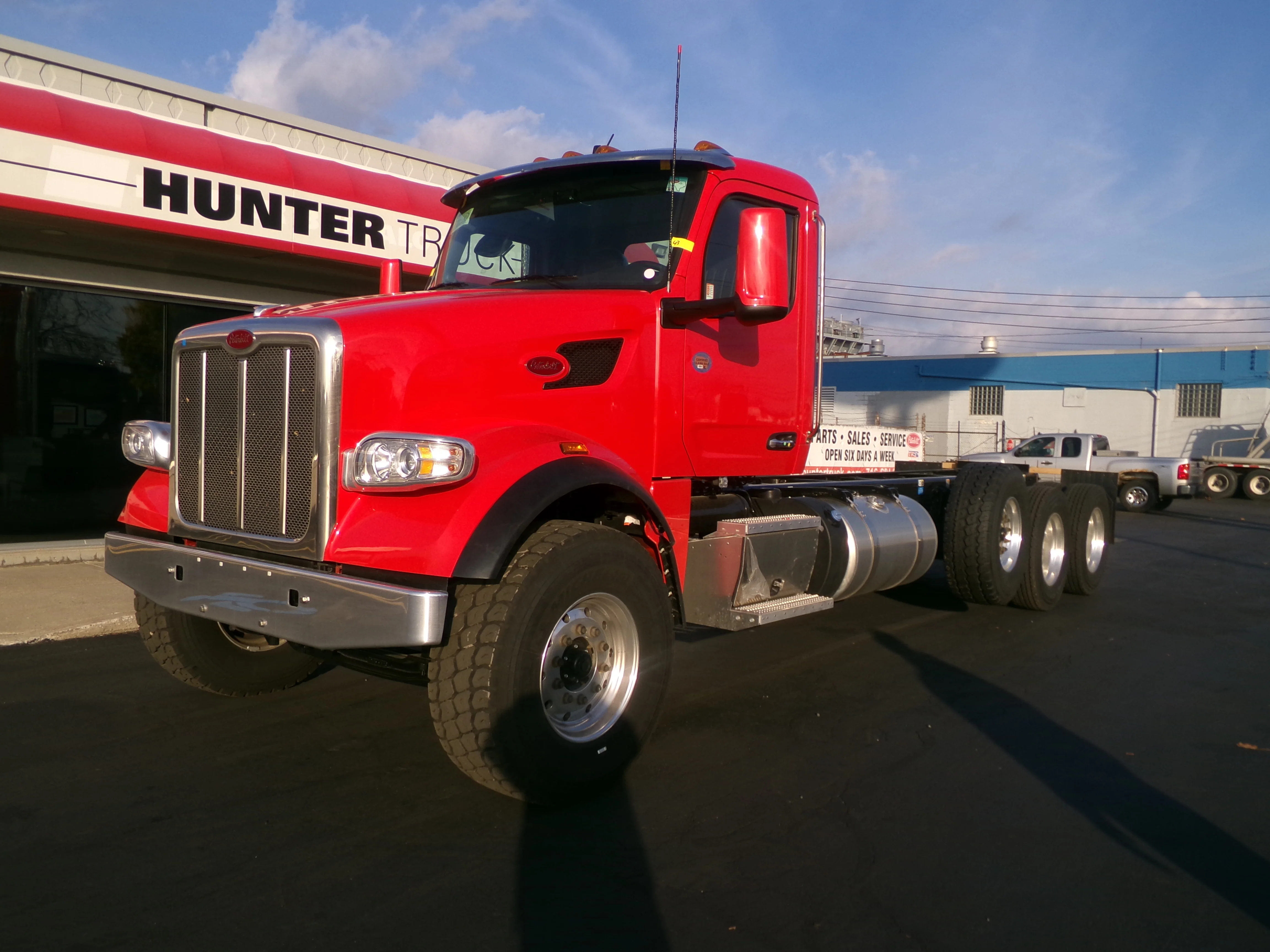 2025 Peterbilt 567 in BUFFALO, NY