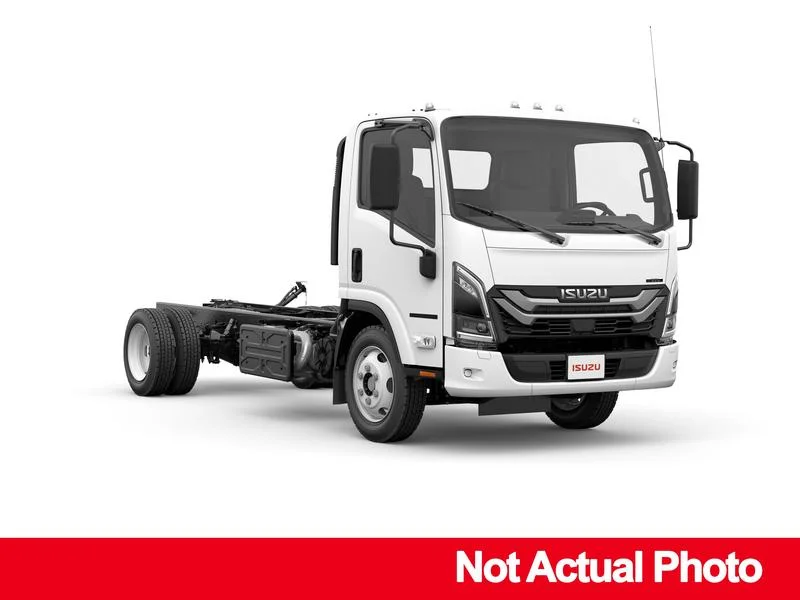 2025 Isuzu NPR