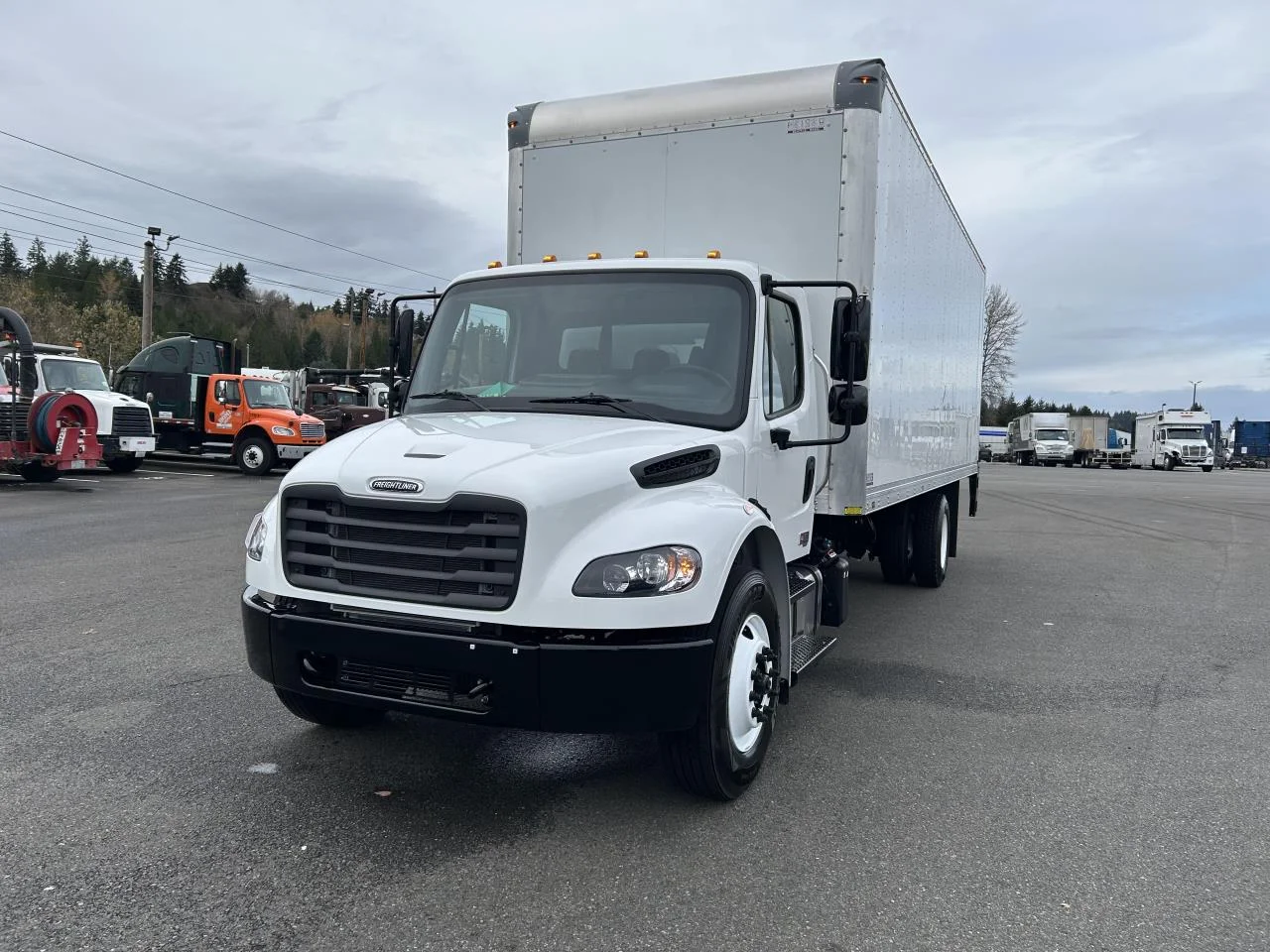 2025 Freightliner M2 106