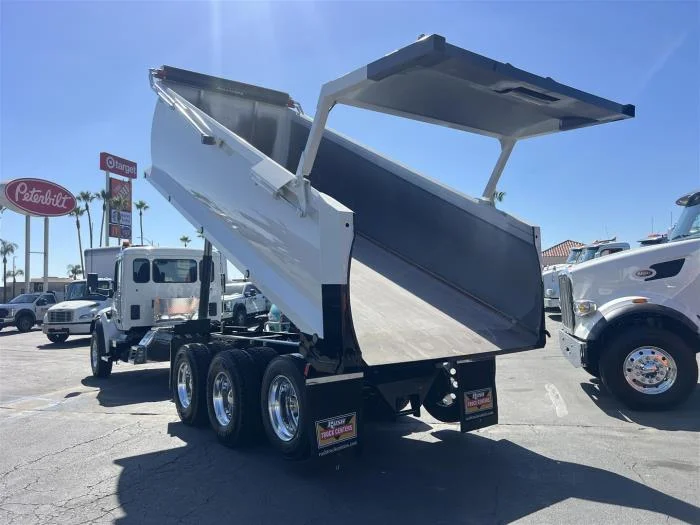2026 Peterbilt 548 in Sylmar, CA — photo 37