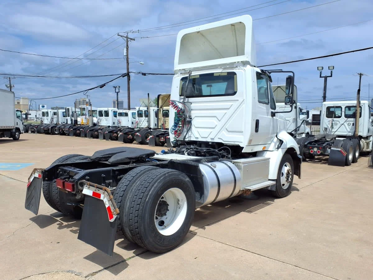 2018 International ProStar in Dallas, TX — photo 4