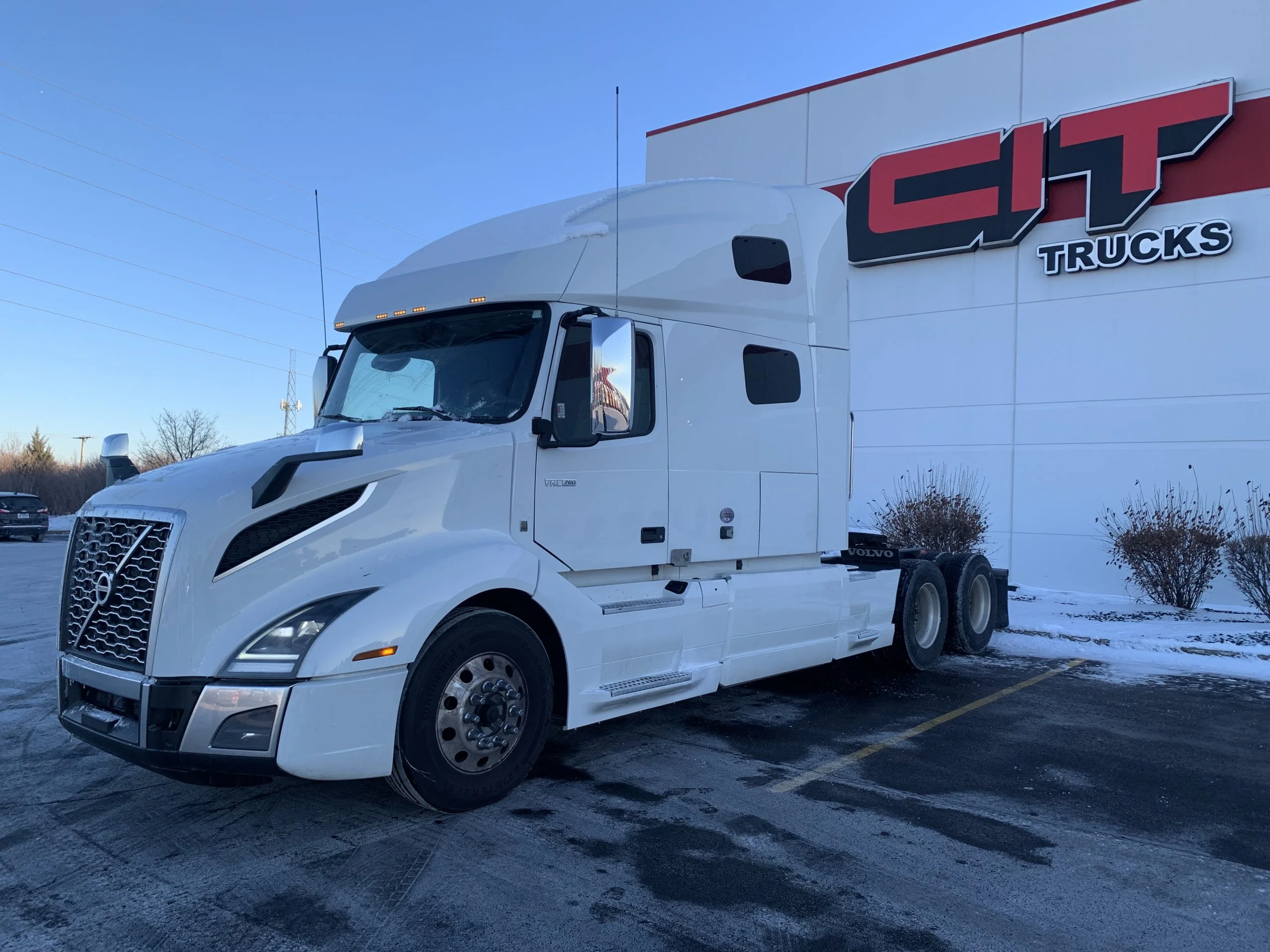 2022 Volvo VNL 760 in Mokena, IL