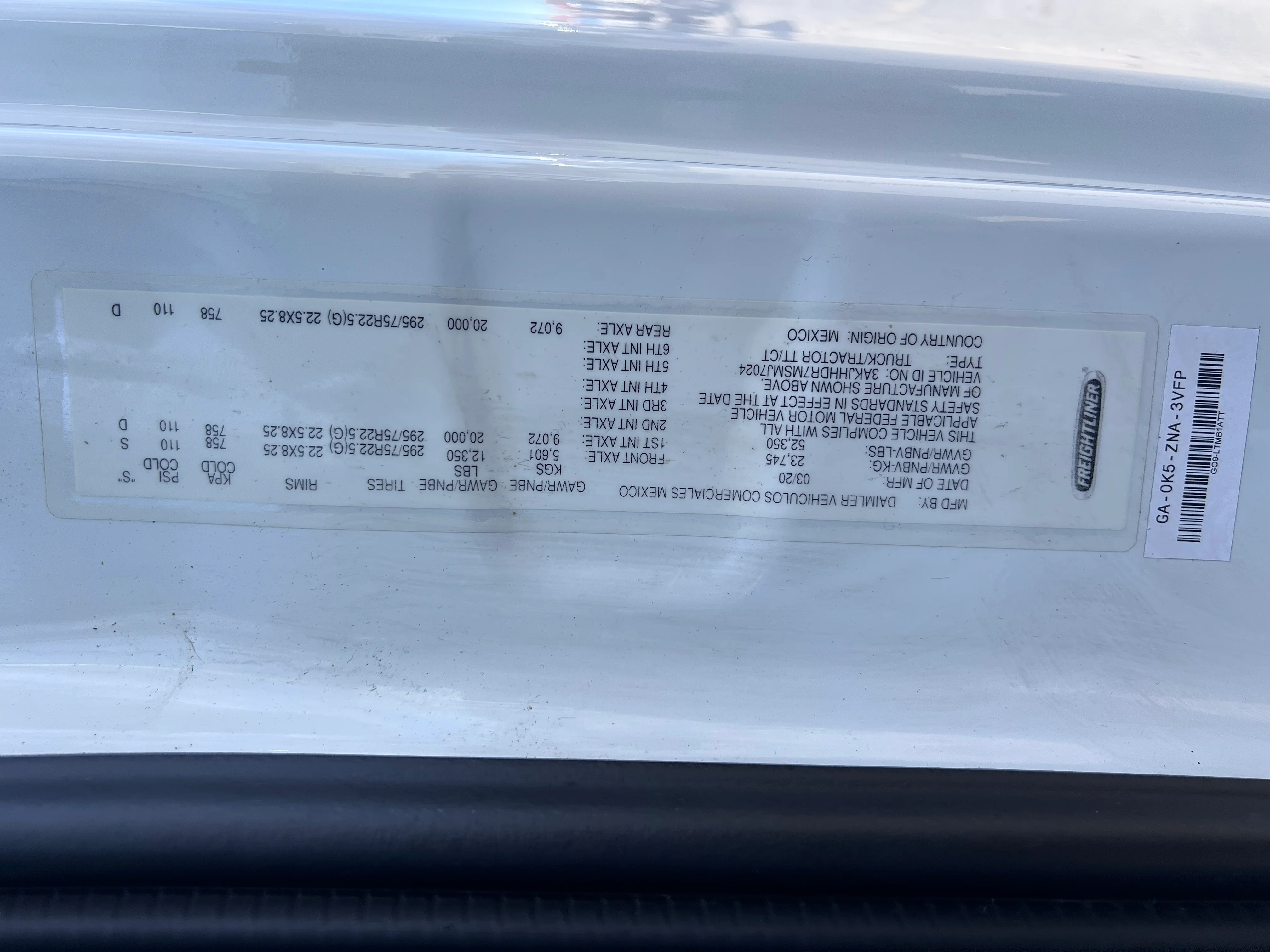 2021 Freightliner Cascadia in Nashville Isuzu, TN — photo 27