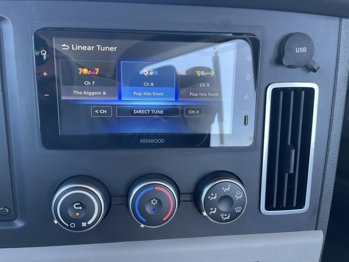2027 Freightliner Cascadia — photo 29