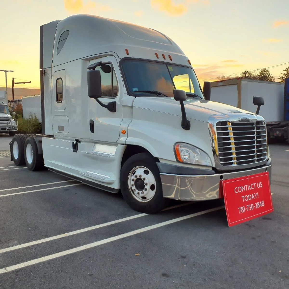 2020 Freightliner Cascadia in Norwood, MA — photo 3