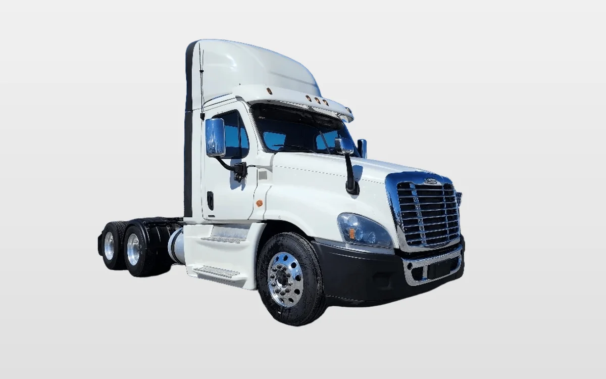 2019 Freightliner - image 1