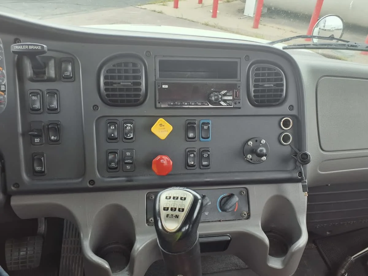 2020 Freightliner M2 112 in Taylor, MI — photo 10