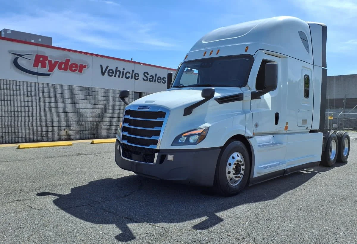 2022 Freightliner Cascadia in Memphis, TN
