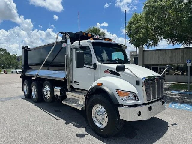 2027 Peterbilt 548 — photo 8