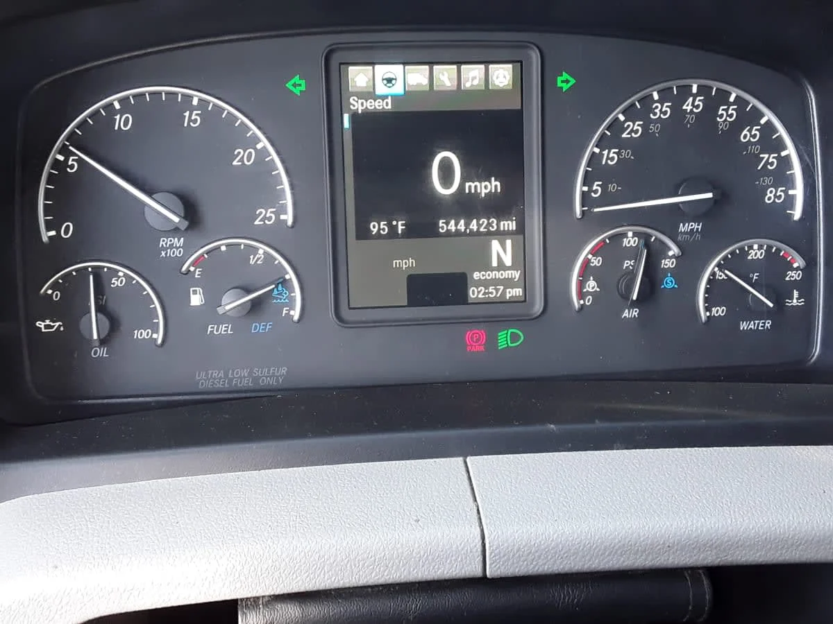 2020 Freightliner Cascadia in Altoona, IA — photo 13