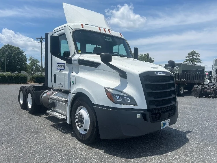 2021 Freightliner Cascadia