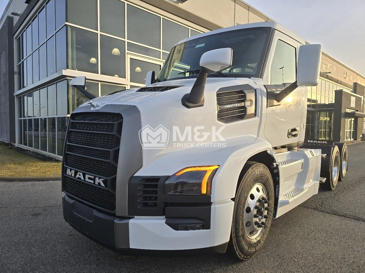 2026 Mack Pinnacle in Toledo, OH