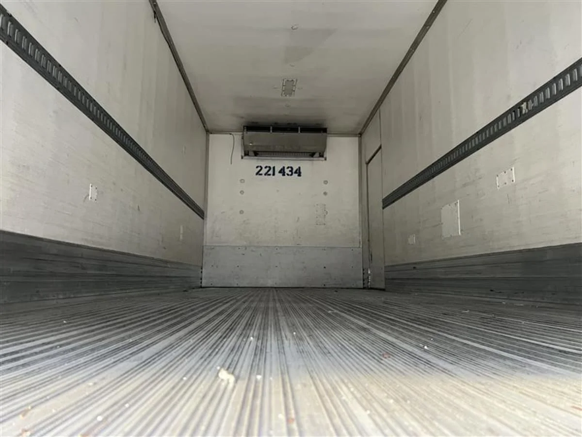 2019 Freightliner M2 106 in Beltsville, MD — photo 9