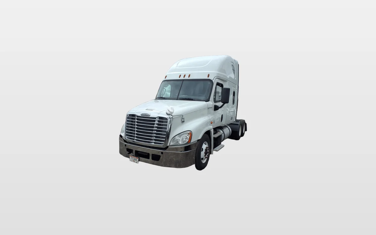 2018 Freightliner Cascadia - image 1