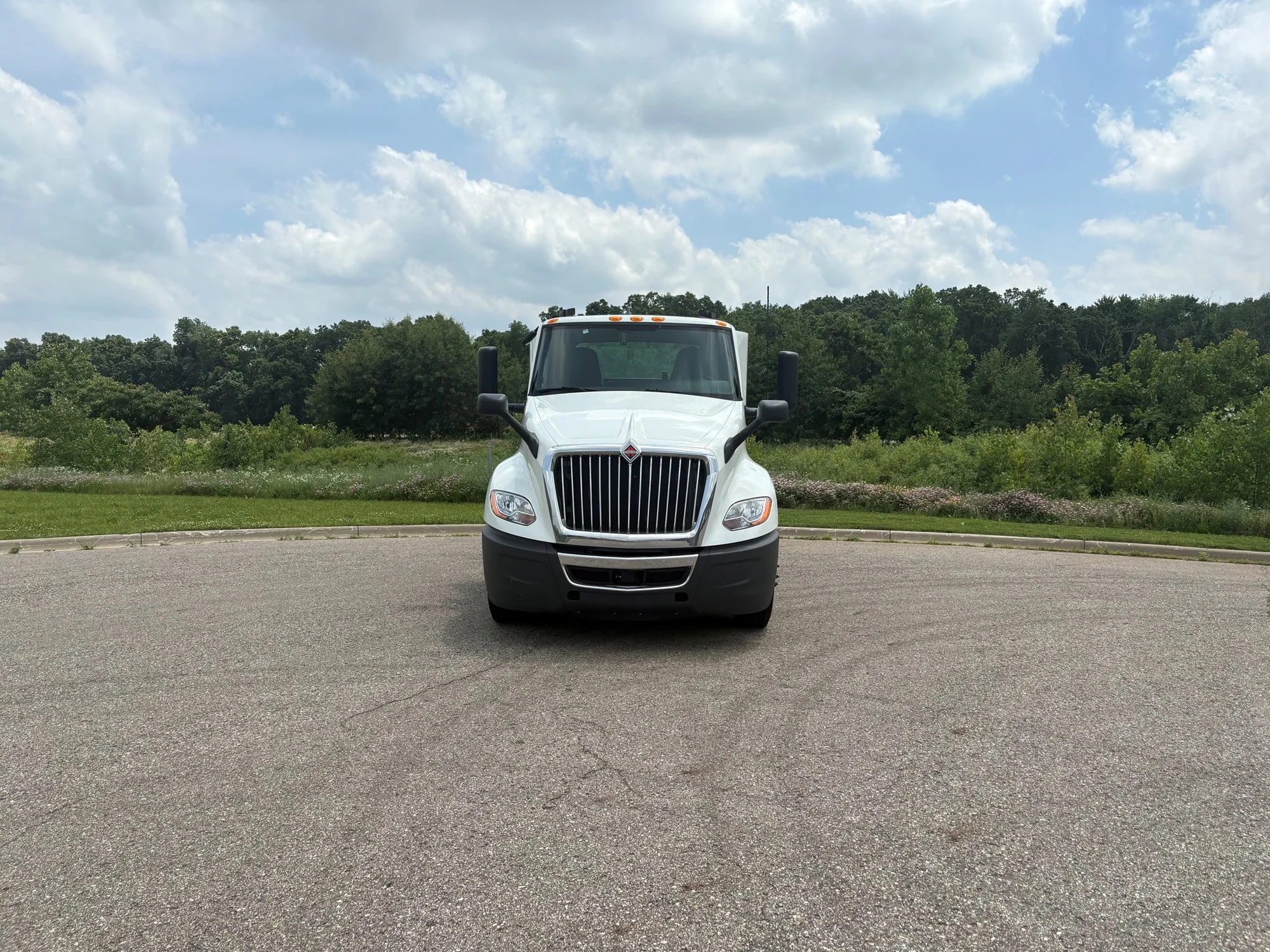 2021 International LT in West Michigan International, MI — photo 3