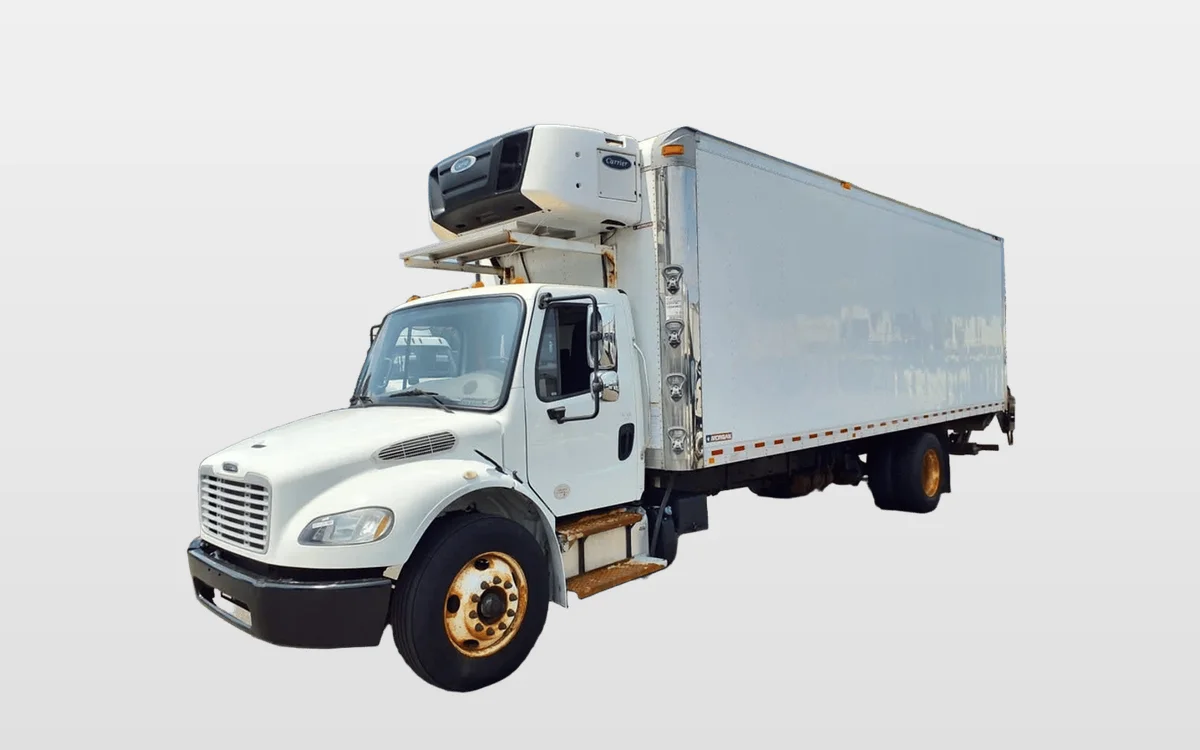 2018 Freightliner M2 106 - image 1