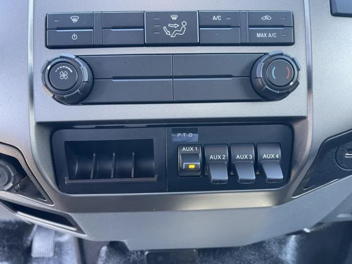 2026 Ford F-750 — photo 18