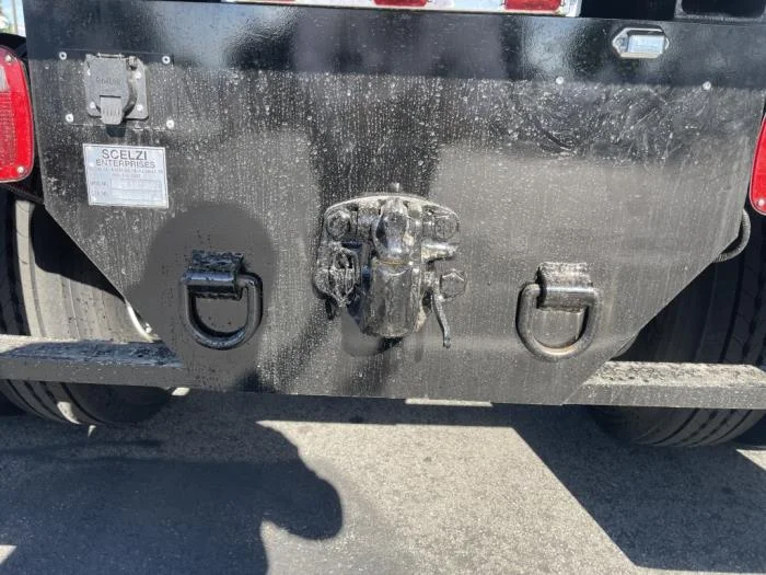2026 Ford F-750 — photo 5