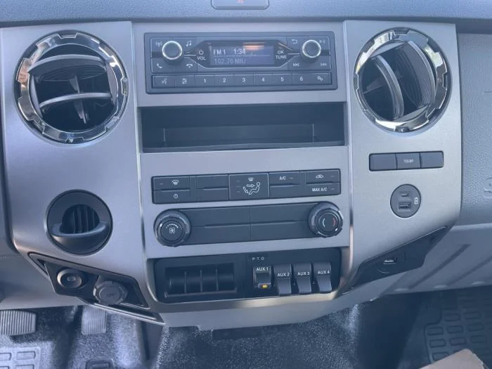 2026 Ford F-750 — photo 16