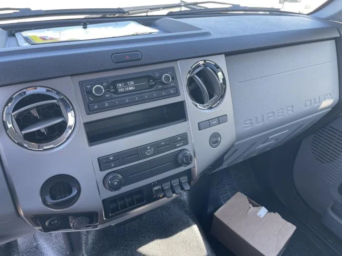 2026 Ford F-750 — photo 15