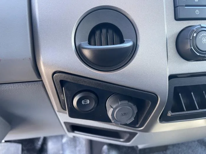 2026 Ford F-750 — photo 17