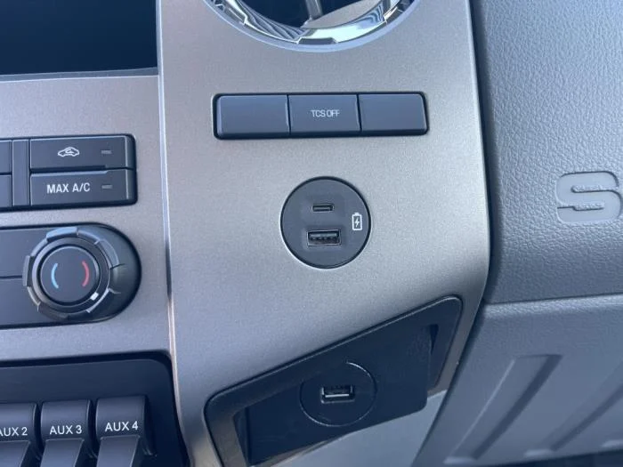 2026 Ford F-750 — photo 19