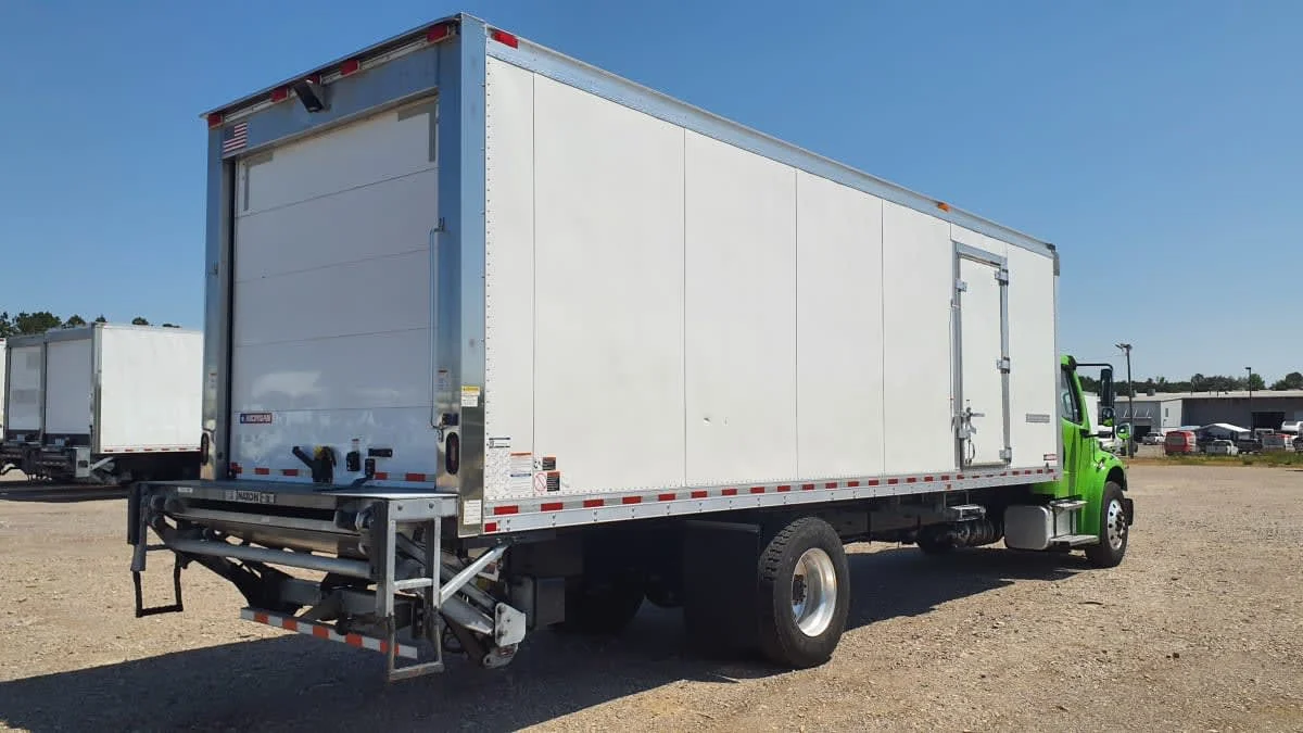 2020 Freightliner M2 106 in Birmingham, AL — photo 4