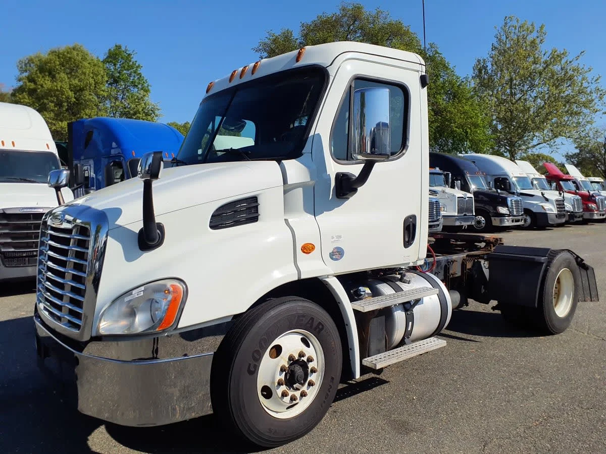 2018 Freightliner Cascadia in Springfield, MA