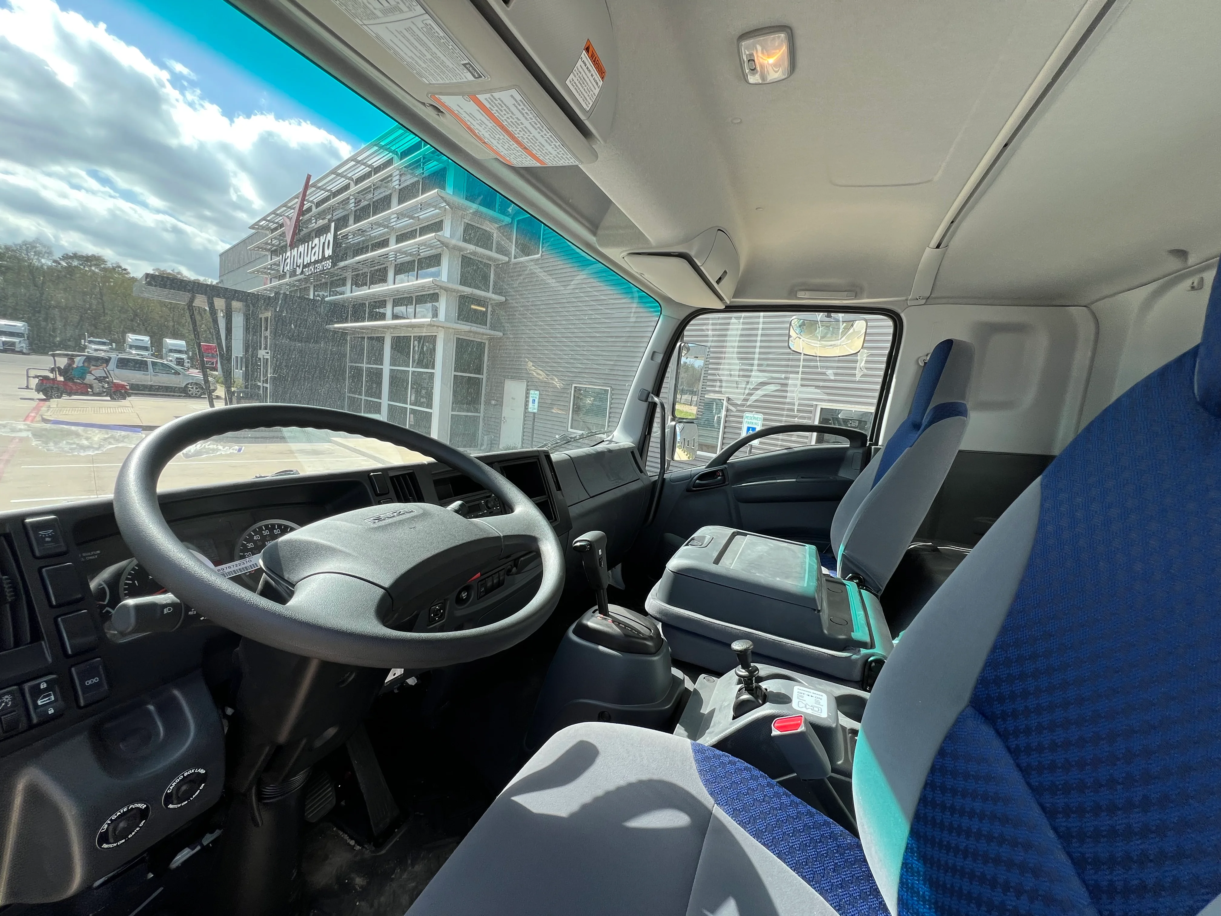 2025 Isuzu FTR in Houston, TX — photo 7