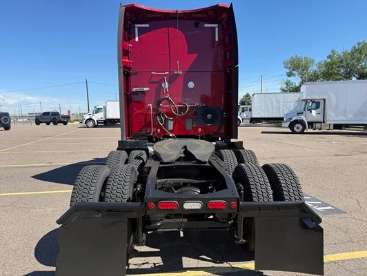 2021 Peterbilt 579 in Denver, CO — photo 8