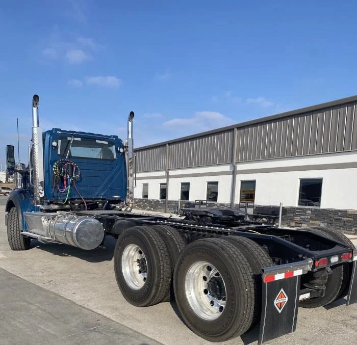 2026 International HX - image 8