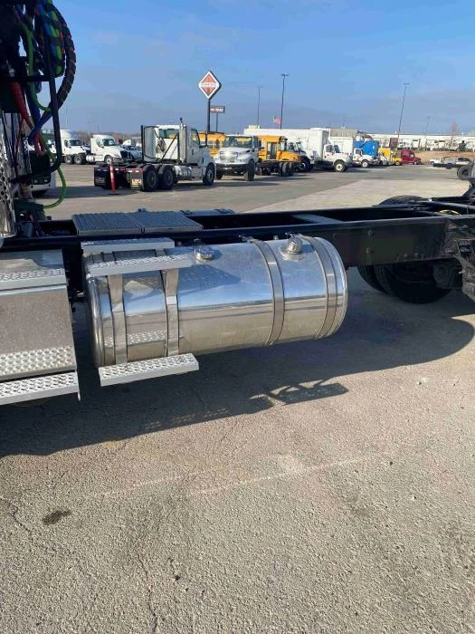 2026 International HX - image 4