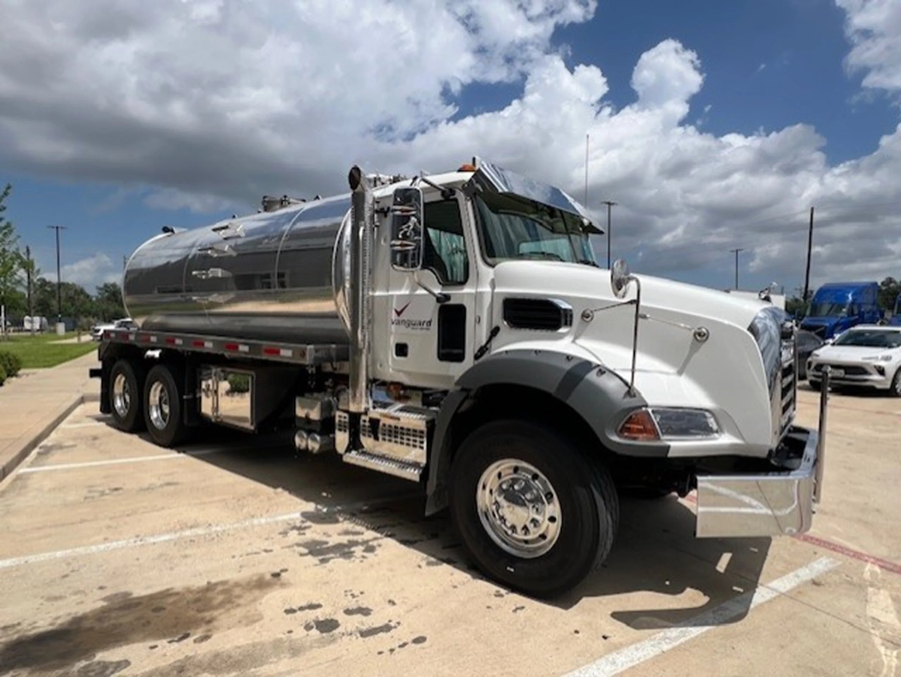 2026 Mack Granite in Houston, TX — photo 3