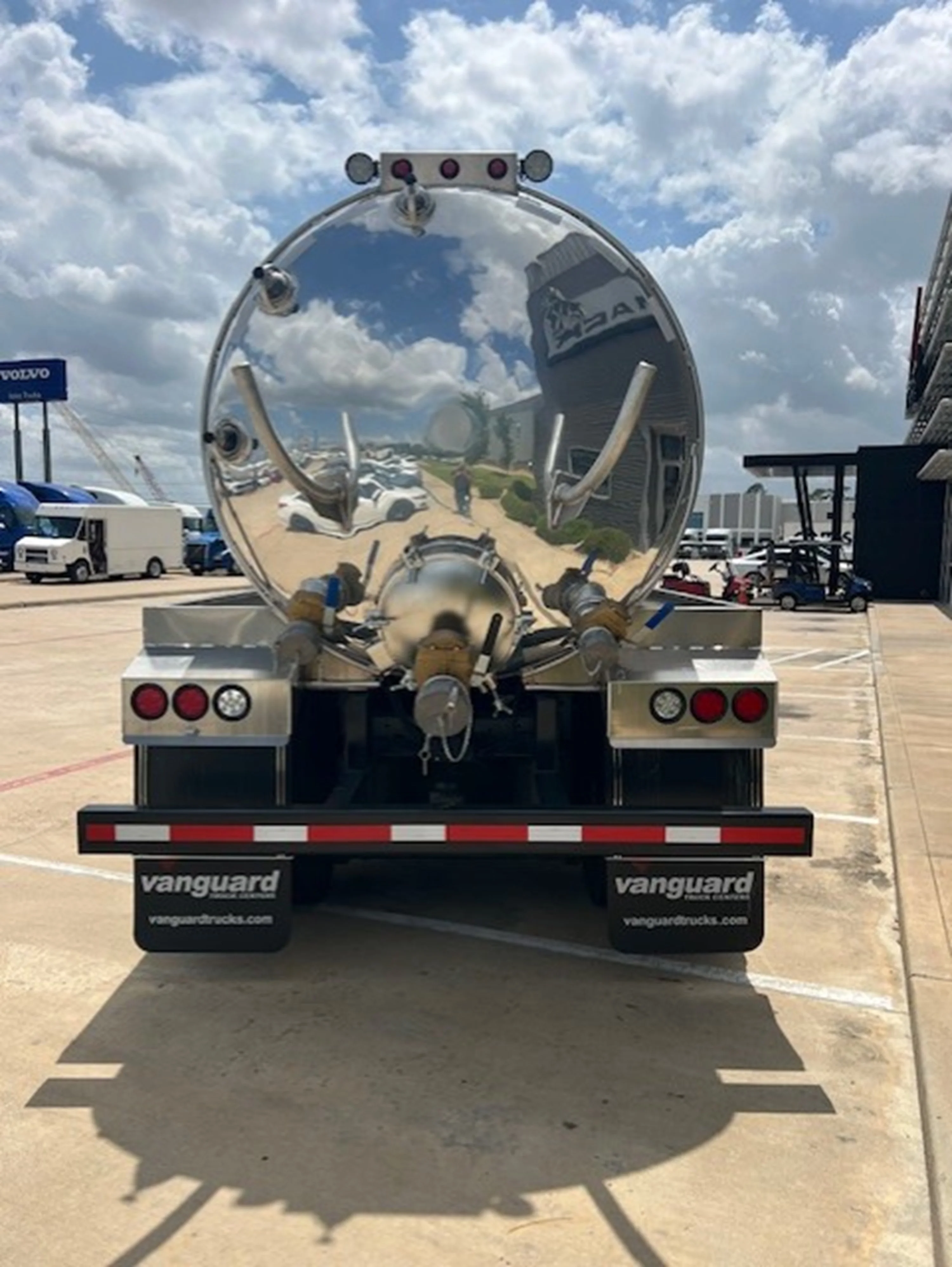2026 Mack Granite in Houston, TX — photo 10
