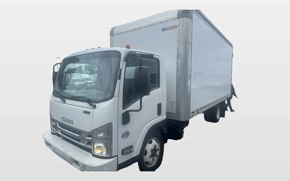 2019 Isuzu NRR - image 1