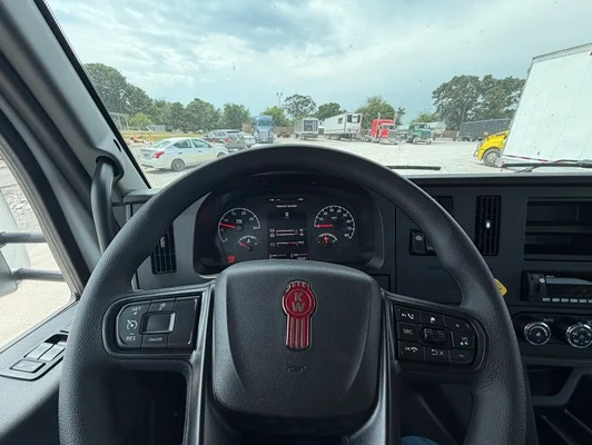 2027 Kenworth T280 in Oklahoma City, OK — photo 12