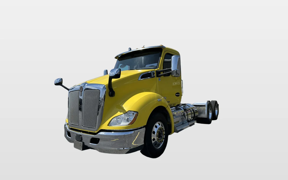 2020 Kenworth T680 - image 1