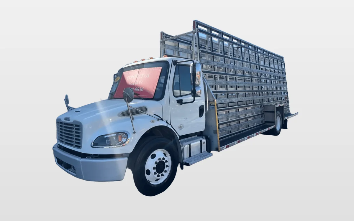 2019 Freightliner M2 106 - image 1