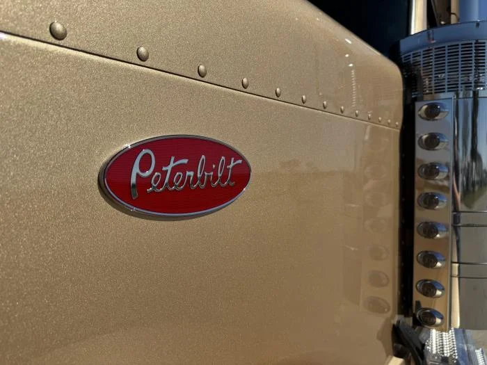 2027 Peterbilt 589 in Oklahoma City, OK — photo 12