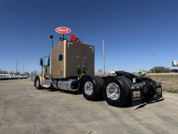 2027 Peterbilt 589 in Oklahoma City, OK — photo 4