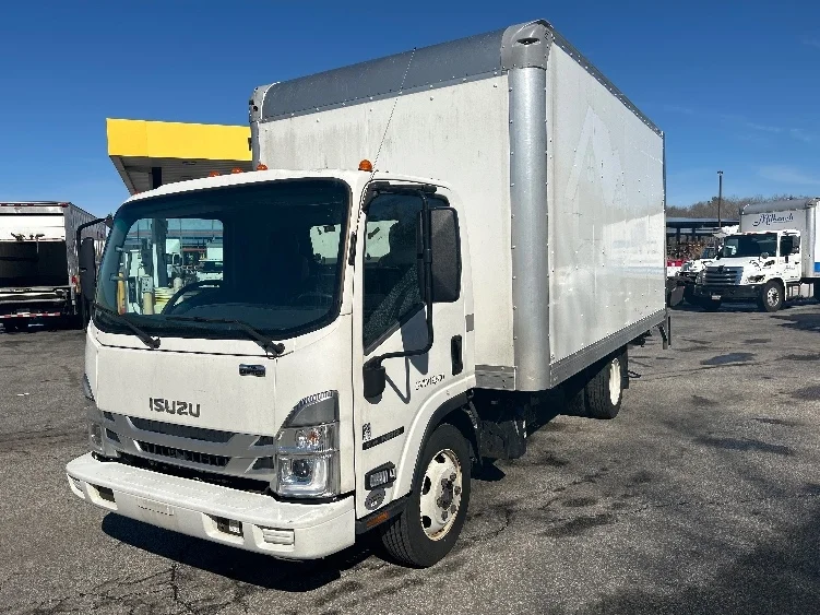 2022 Isuzu NRR - image 3