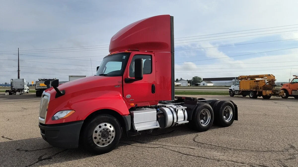 2019 International LT
