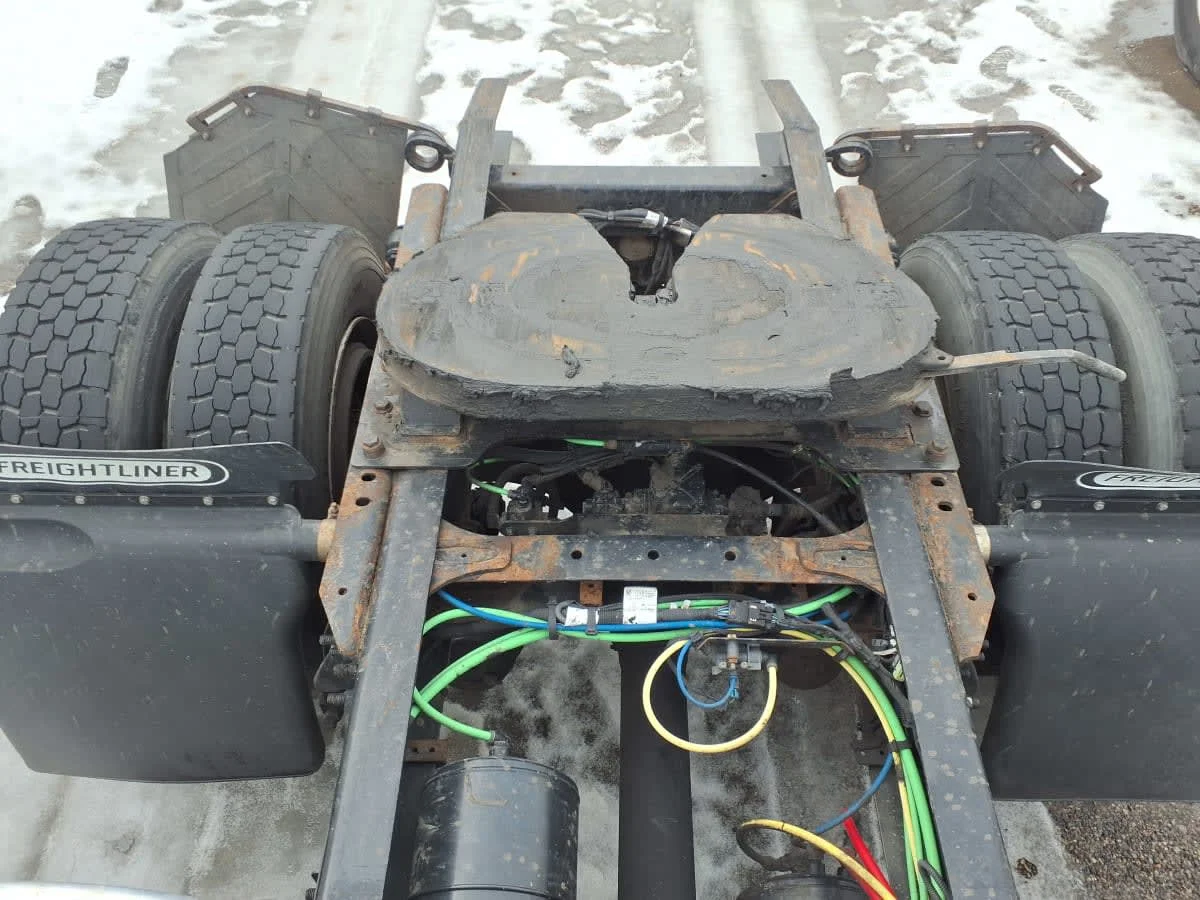 2019 Freightliner M2 112 - image 13